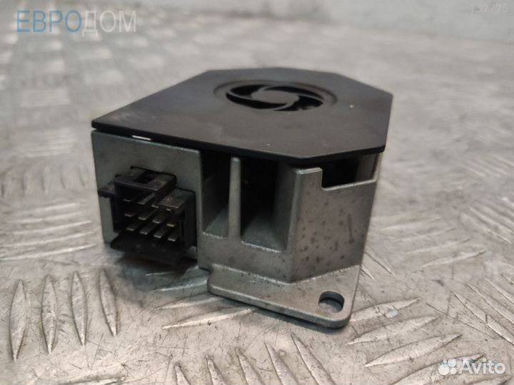 Усилитель системы на mercedes X166 s1135356