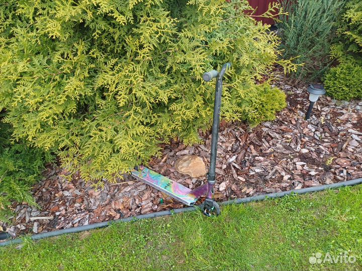 Трюковой самокат парк