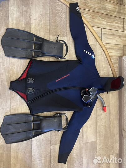 Костюм мужской,маска,ласты