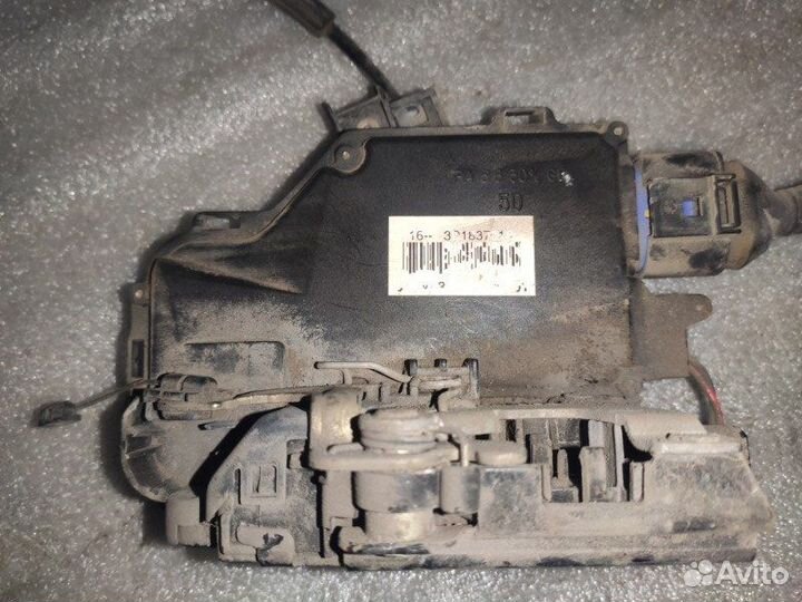 Замок двери передний правый Porsche Cayenne S 955