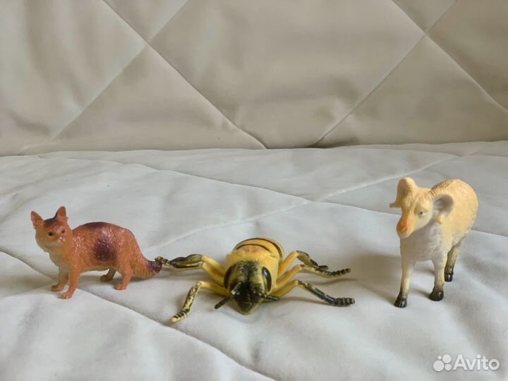 Динозавры игрушки