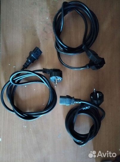 Шнур питания для компьютера