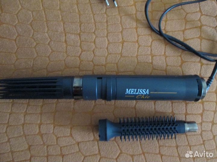 Фен новый с насадками(3 режима)