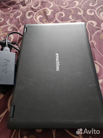 Ноутбук emachines e728