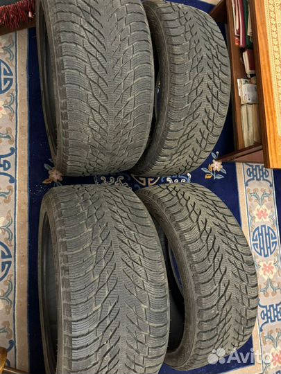 Nokian Tyres Hakkapeliitta R3 255/40 R20 и 285/40 R20