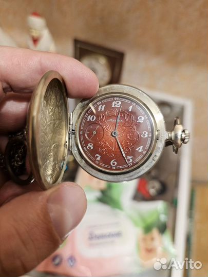 Часы карманные молния СССР