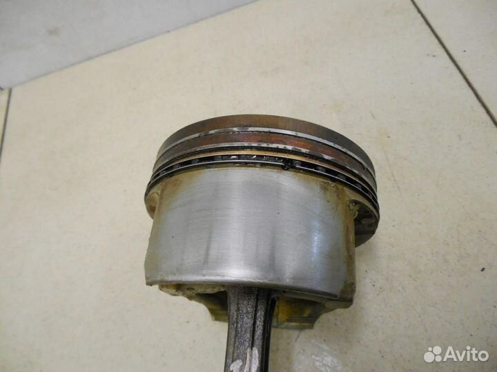 Поршень с шатуном W210 E-Klasse 1995-2000