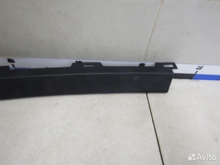 Накладка (кузов внутри) Focus III 2011