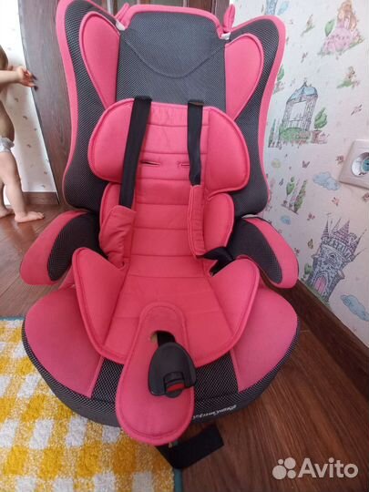 Детское автокресло