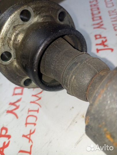 Карданный вал Volvo V40 хетчбек B5204T9 2014