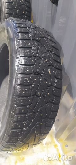 Pirelli Ice Zero 185/65 R15 92T