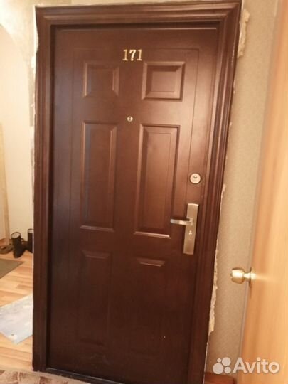 Металлическая дверь бу