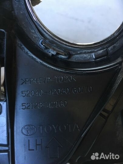 Накладка противотуманной фары Toyota RAV 4 XA30