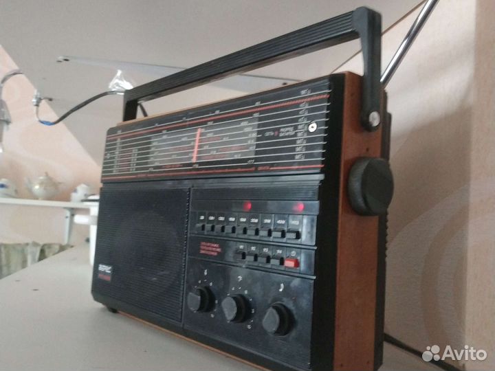 Ретро приемник рп-225 верас