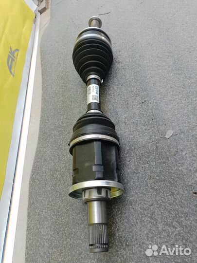 Привод передний в сборе Toyota hilux 2015+ левый п