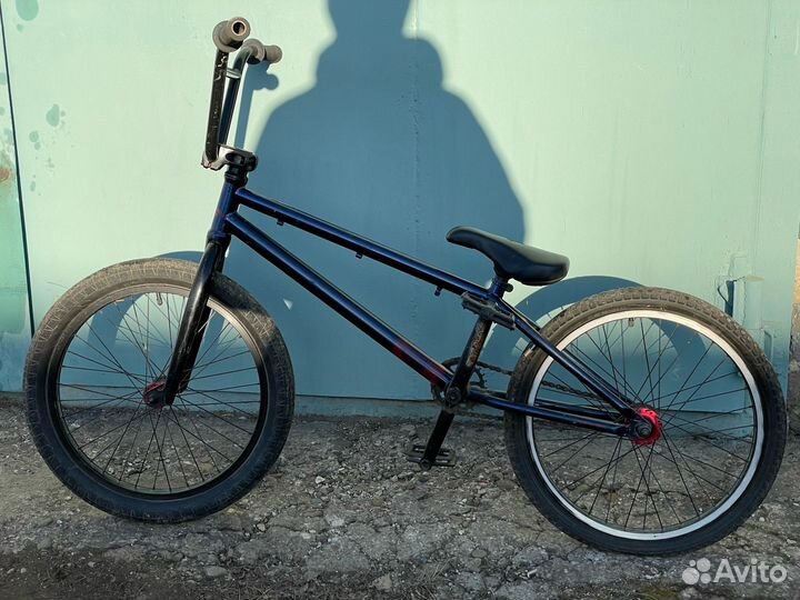 Продам трюковый велосипед BMX