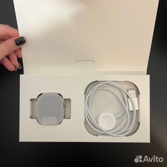 Apple Watch Ultra 49mm Titanium (новые, актив)