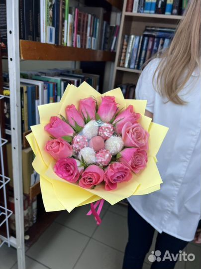 Клубничный букет