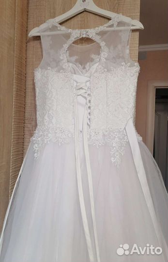 Свадебное платье 44 - 46 бу