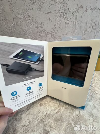 Сетевое зарядное устройство Anker