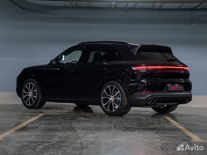 Porsche Cayenne 3.0 AT, 2023, 5 км