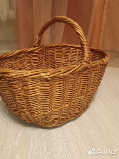 Корзина плетеная