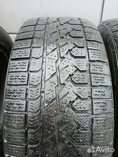 Marshal I'Zen RV Stud KC16 255/55 R18 109H