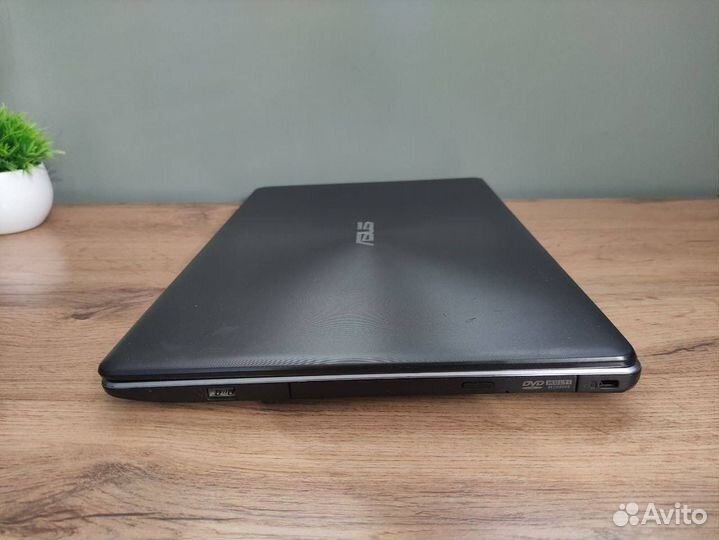 Игровой Ноутбук Asus i3/2Видеокарты/256gb