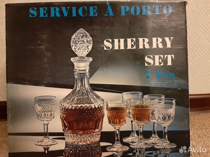 Штоф с фужерами, Чехословакия