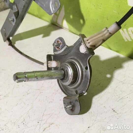 Стеклоподъемник механ. задний левый Шевроле Лаче