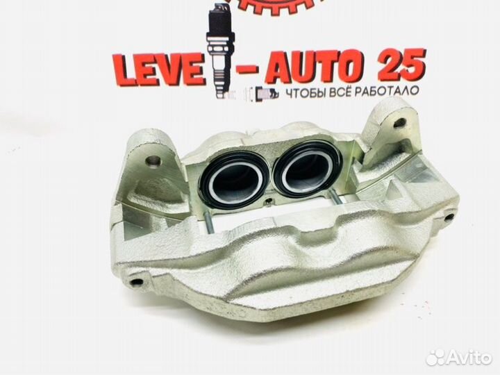 Суппорт тормозной Toyota Land Cruiser 200