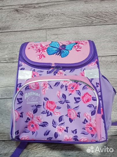 Школьный портфель