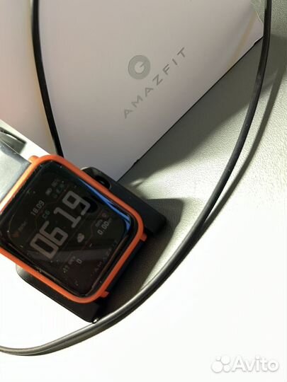 Умные часы amazfit bip