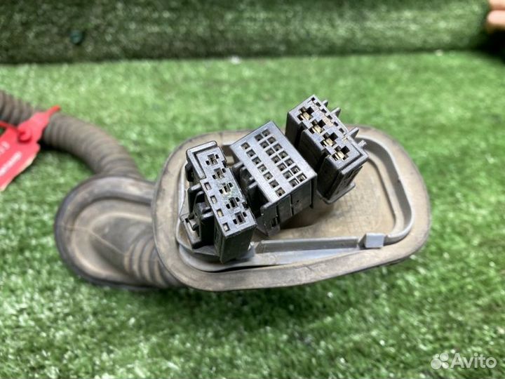 Проводка двери задняя левая Volkswagen Touareg