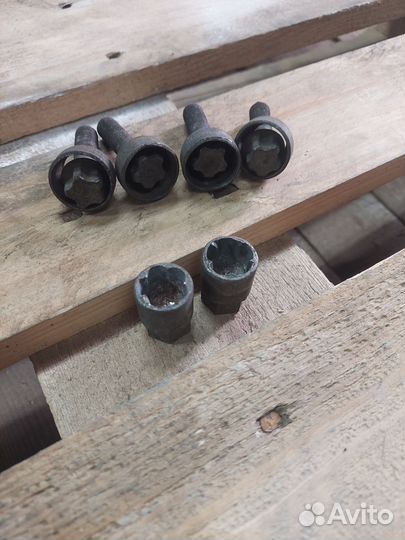 Болты, секретки ваз 2109