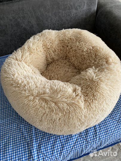 Лежанка для собак и кошек