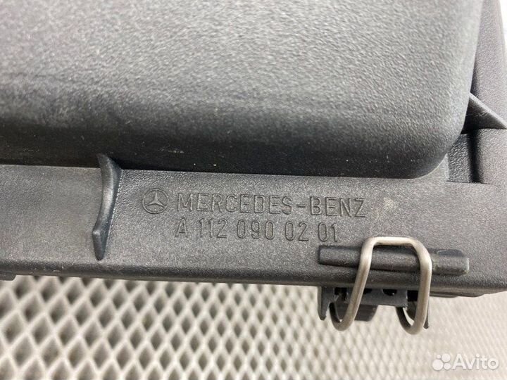 Корпус воздушного фильтра Mercedes-Benz C-Class