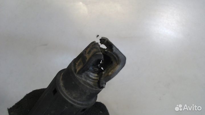 Амортизатор крышки багажника Buick Encore GX, 2021