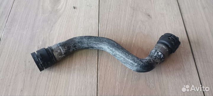 Патрубок системы охлаждения BMW X5 E53 рестайлинг