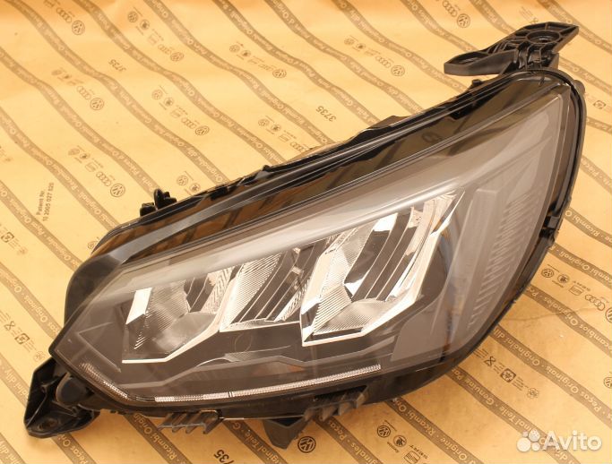 Фара левая peugeot 208 2008 II 2 19+ LED