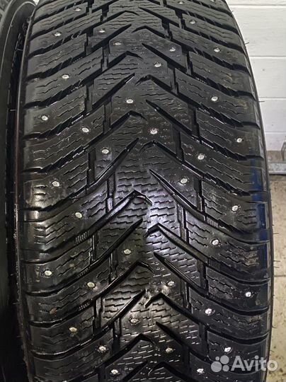 Nokian Tyres Hakkapeliitta 8 265/60 R18