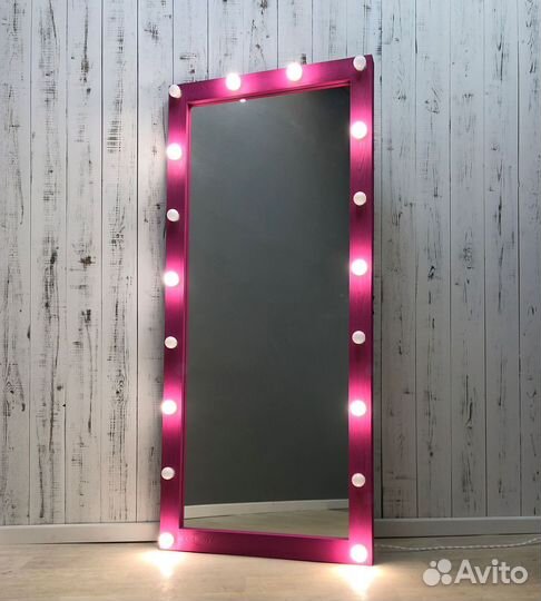 Зеркало с подсветкой