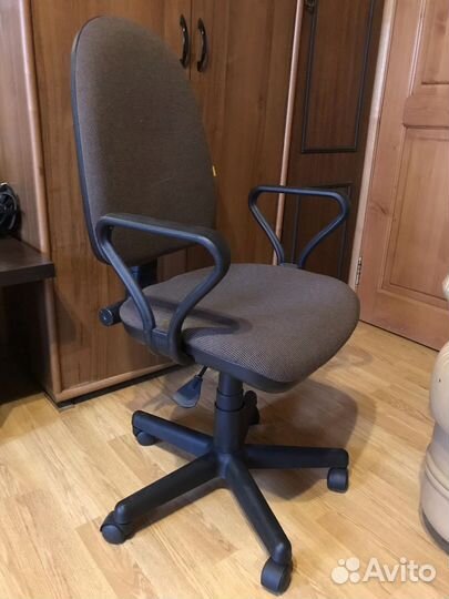 Кресло для офиса