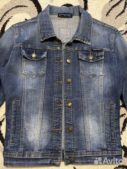 Джинсовая куртка