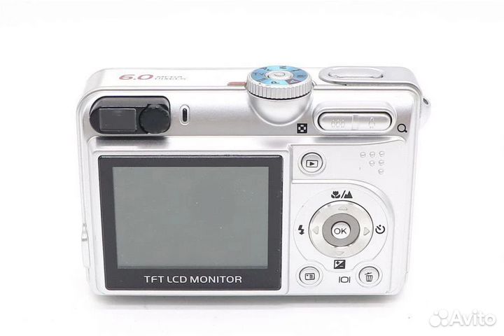 Компактный цифровой фотоаппарат vivitar