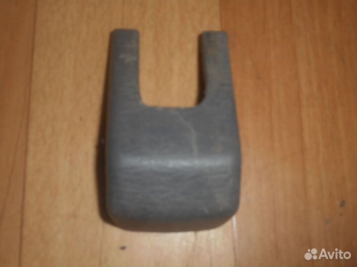 Крышка петли сиденья Toyota Vista (90-94 года) SV30, SV32, SV33, SV35, CV30