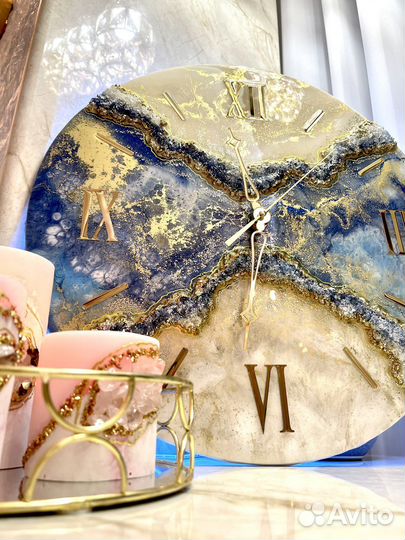 Часы настенные из эпоксидной смолы