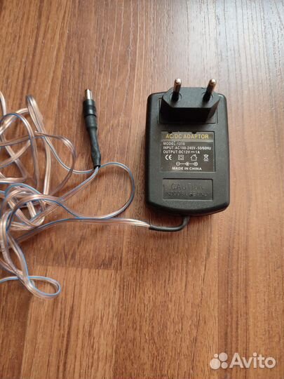 AC/DC Adaptor, модель 1210, input 100-240v