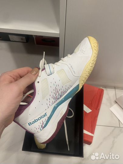 Кроссовки для большого тенниса женские