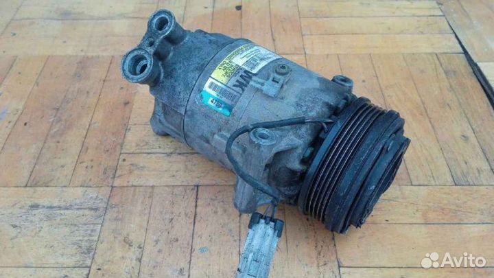 Компрессор кондиционера Opel Astra H
